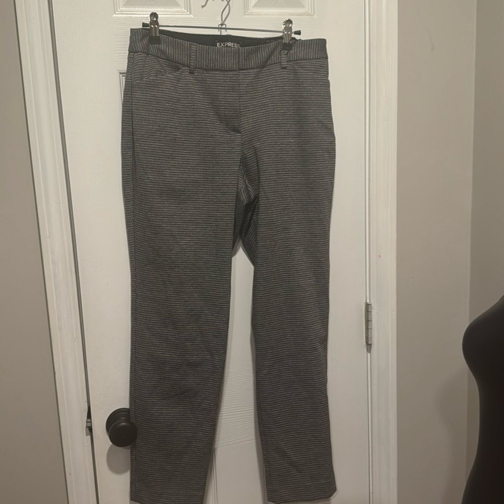 Express Checkered Black and White Mid Rise Ankle Pants